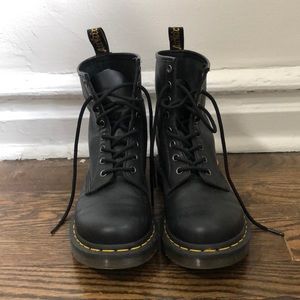 1460 Combat Boot - Women’s Dr. Martens